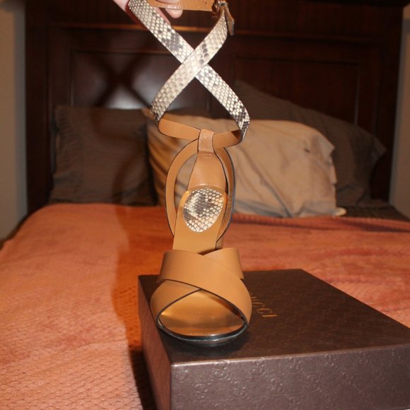 NEW Gucci Python Skin Leather High Heel Wrap Sandal - Picture 5 of 7